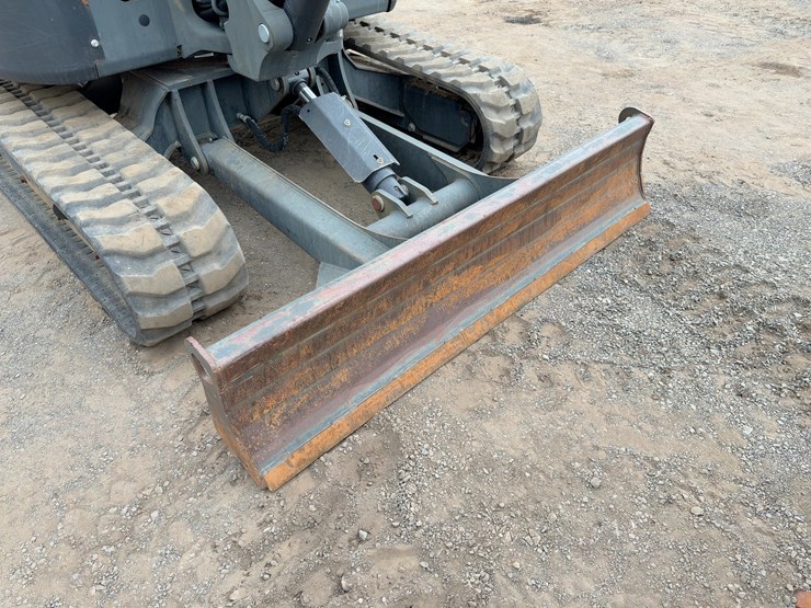 2023-bobcat-e42-image-18