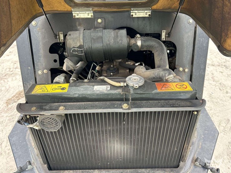 2023-asv-rt-25-posi-track-compact-track-loader-skid-steer-image-9