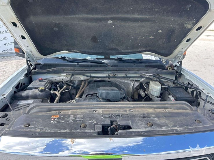 2017-gmc-sierra-2500-image-9