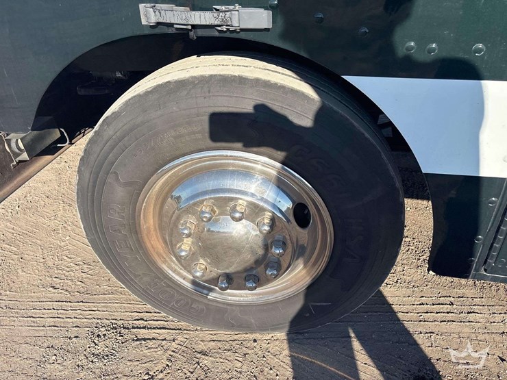 2013-chevrolet-step-van/-command-center-image-30