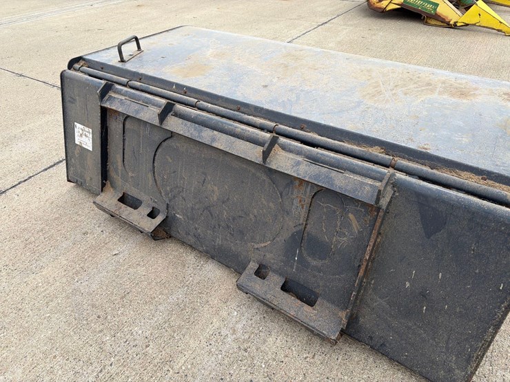 jct-6ft-skidloader-broom-bucket-image-12
