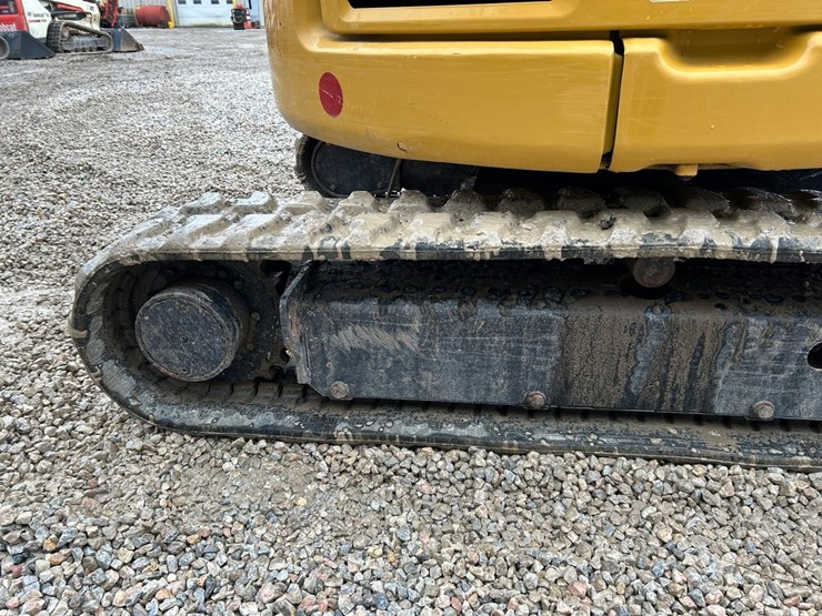 2020-caterpillar-303-image-13