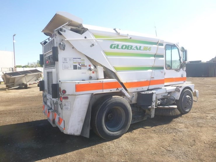 2014-global-m4-sweeper-image-3