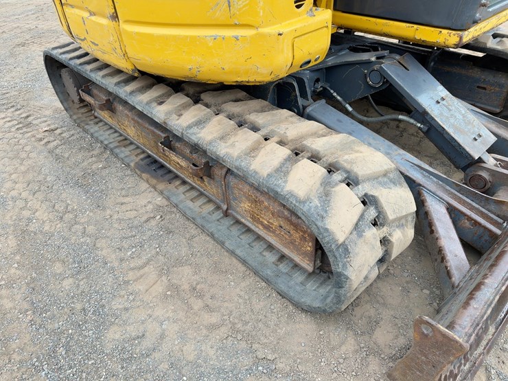 2017-kobelco-sk75sr-3e-image-18