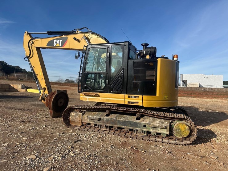 2020-caterpillar-325flcr-image-6