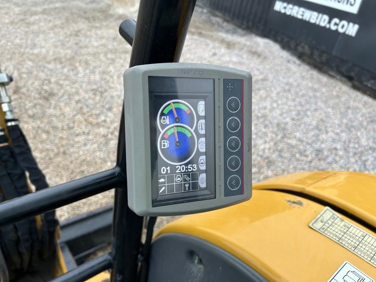 2020-caterpillar-303-image-21