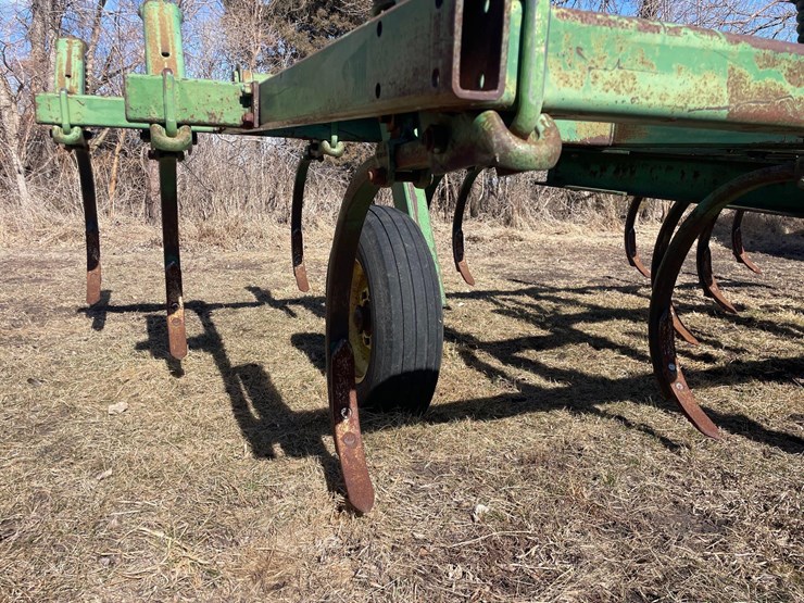 john-deere-1610-image-12