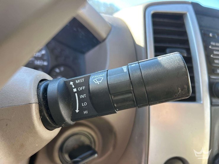 2015-nissan-frontier-image-17