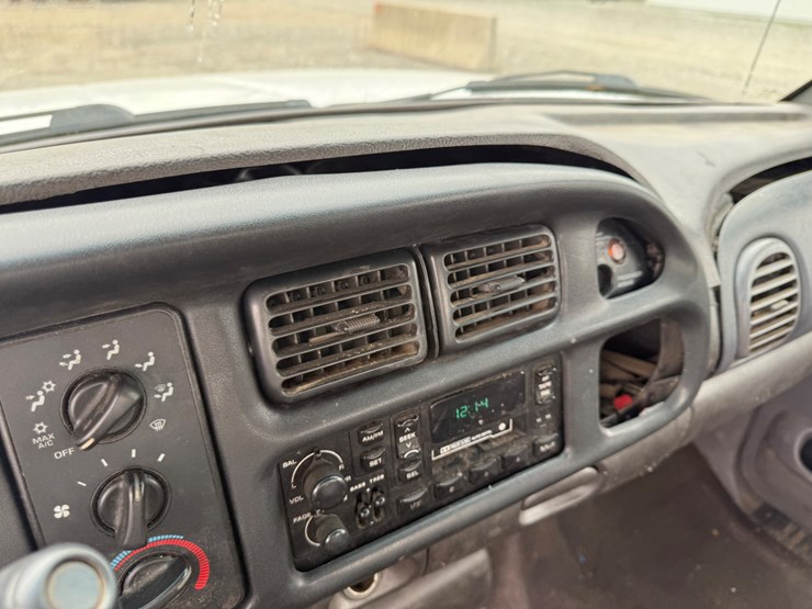 1999-dodge-ram-3500-image-68