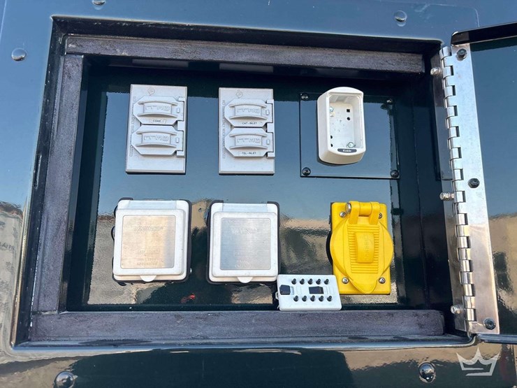 2013-chevrolet-step-van/-command-center-image-25