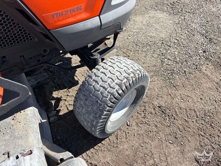 2012-husqvarna-yth21k46-46in.-riding-lawn-mowers-image-12