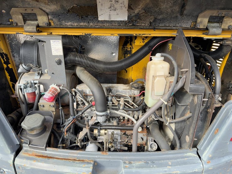 2004-volvo-ec35-image-25