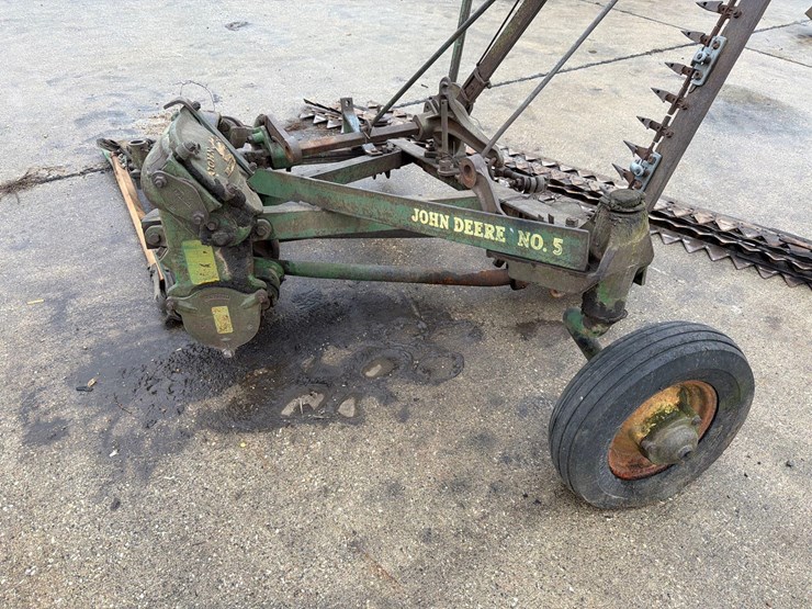 john-deere-5-image-12