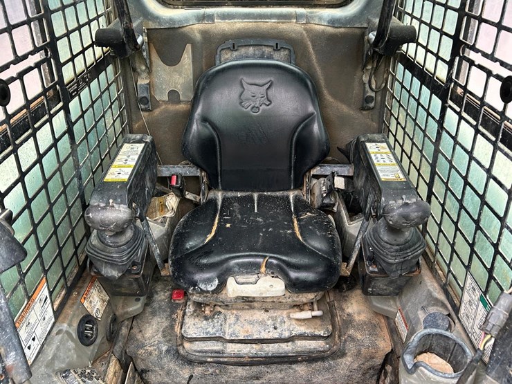 2016-bobcat-t550-image-19
