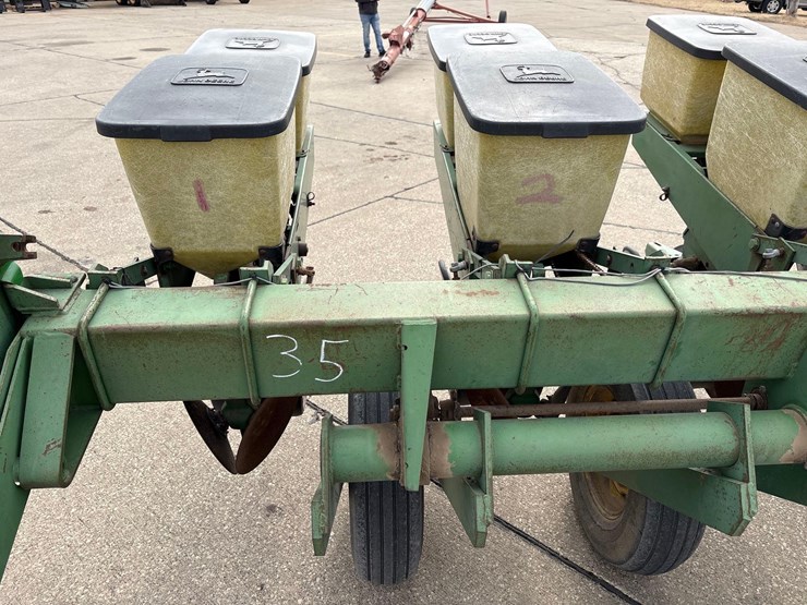 john-deere-7000-image-19