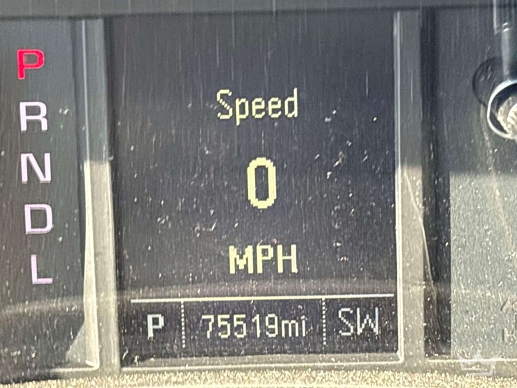 2017-chevrolet-tahoe-image-8