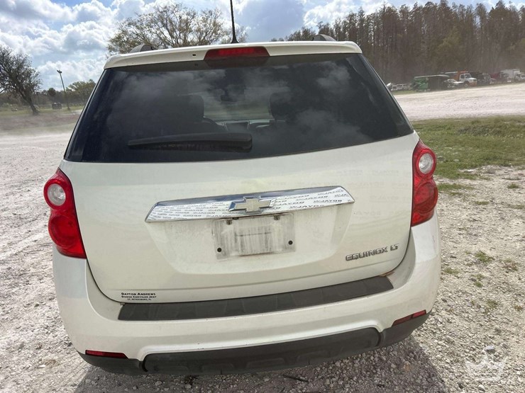 2014-chevrolet-equinox-image-27