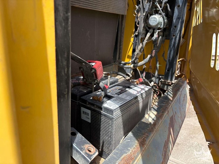 2014-kobelco-sk210-lc-image-7