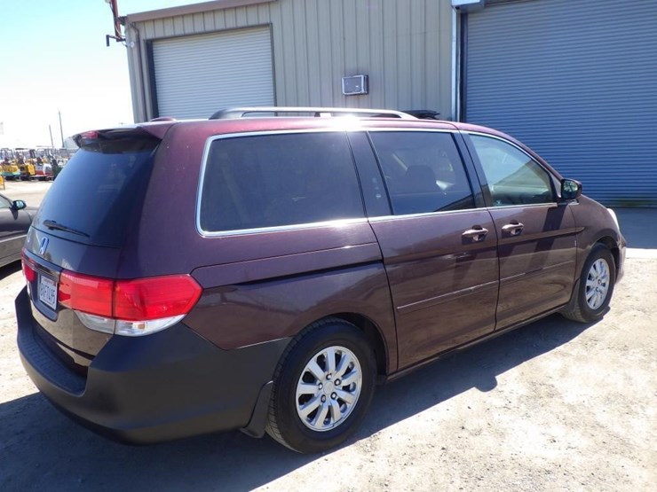 2010-honda-odyssey-image-3
