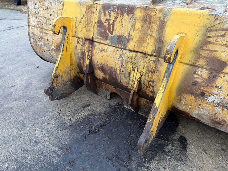 98”-payloader-bucket-image-13