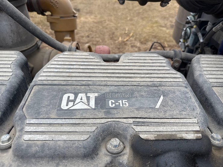 2016-peterbilt-389-image-108