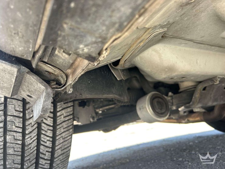 2016-ford-explorer-image-18