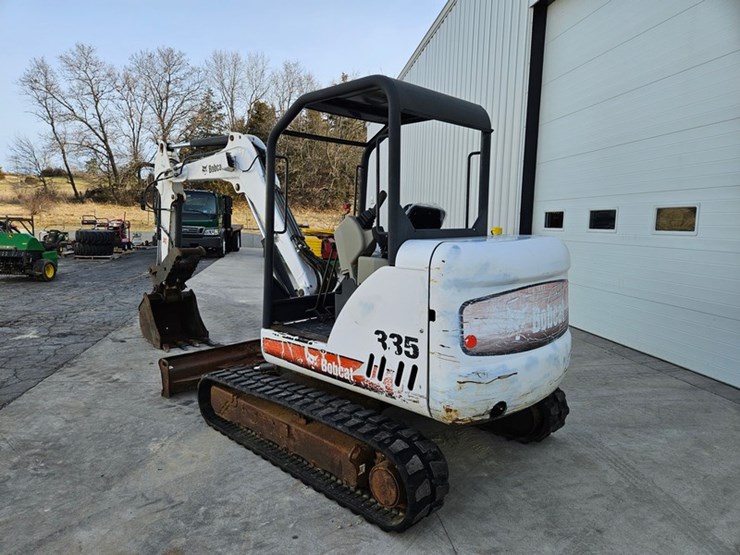 bobcat-335-image-3
