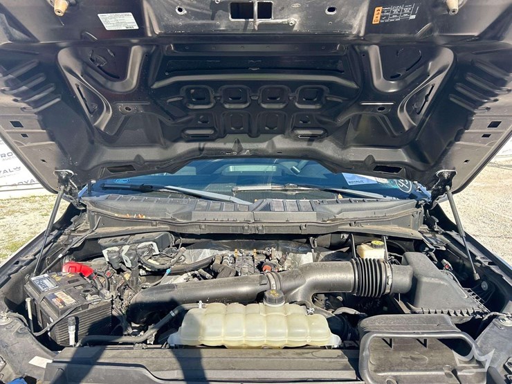 2021-ford-f150-image-7