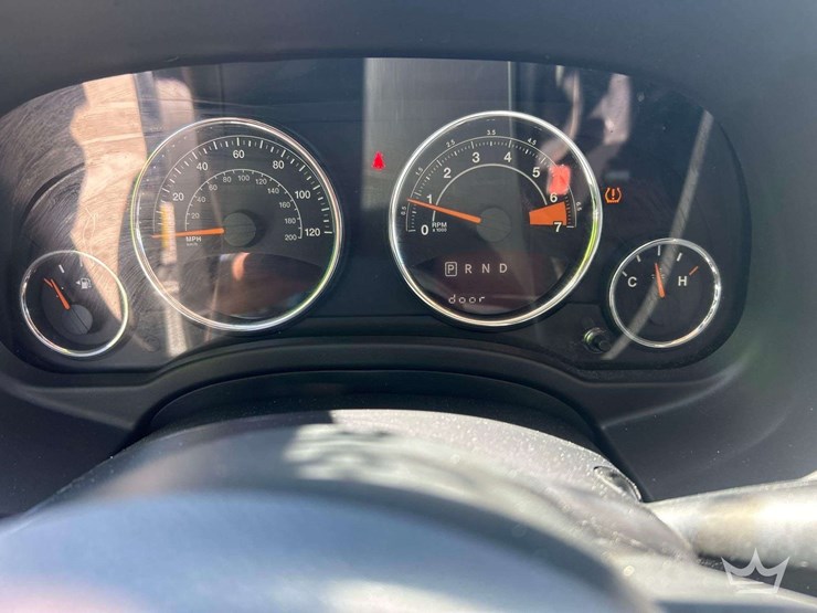 2016-jeep-compass-image-12