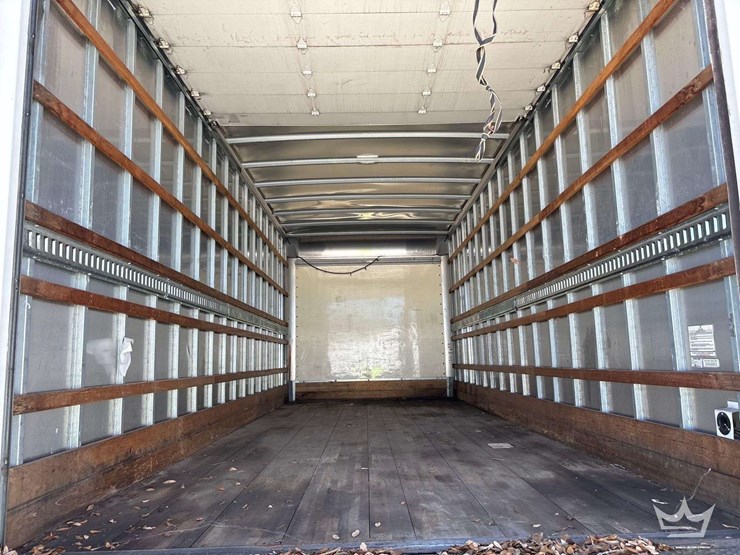 2018-hino-195-image-13