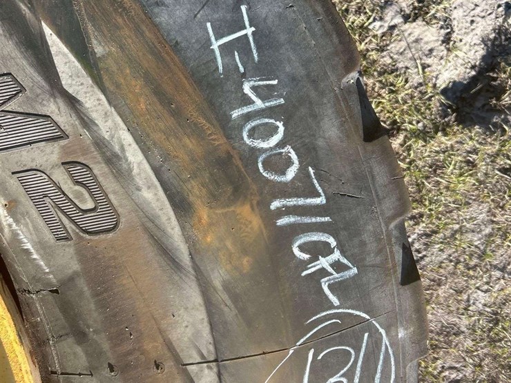 double-coin-23.5r25-tractor-tire-image-6