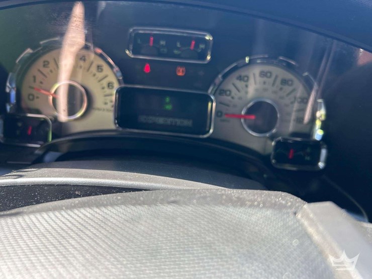 2011-ford-expedition-image-11