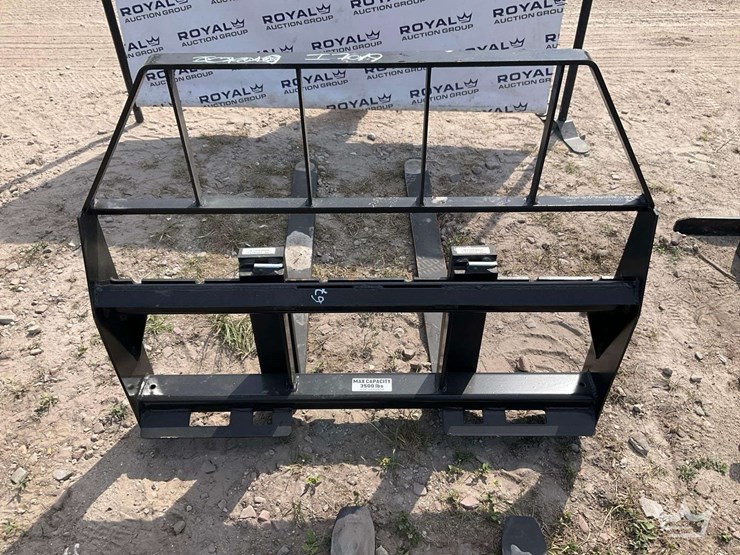 kivel-48in-forks-and-frame-skid-steer-attachment-image-2