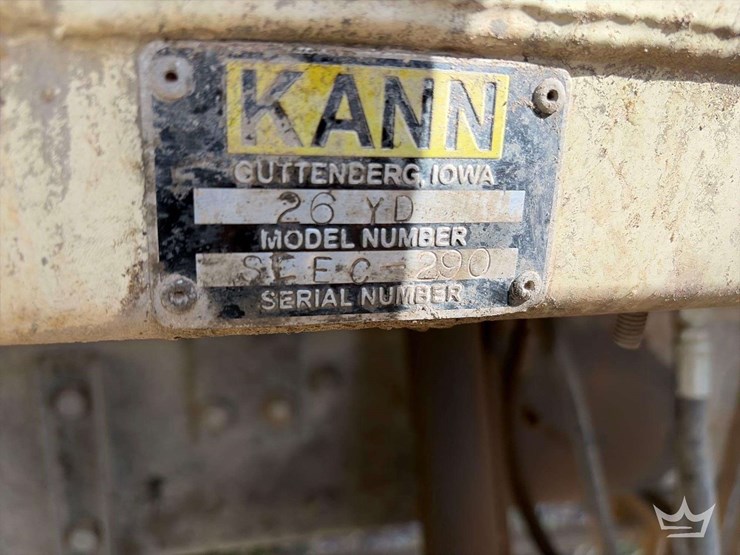 2016-freightliner-108sd-image-8