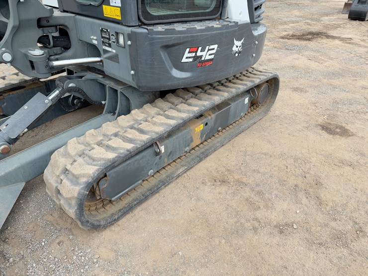 2023-bobcat-e42-image-24