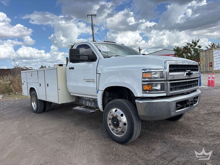 2020-chevrolet-5500hd-4x4-reading-service-truck-image-2