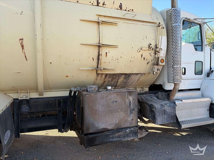 2011-kenworth-t400-image-29