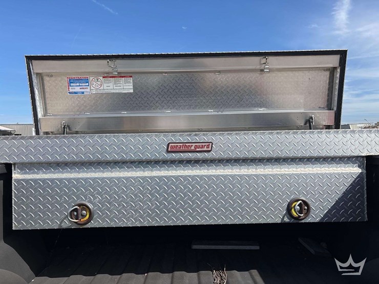 2019-ford-f150-image-13