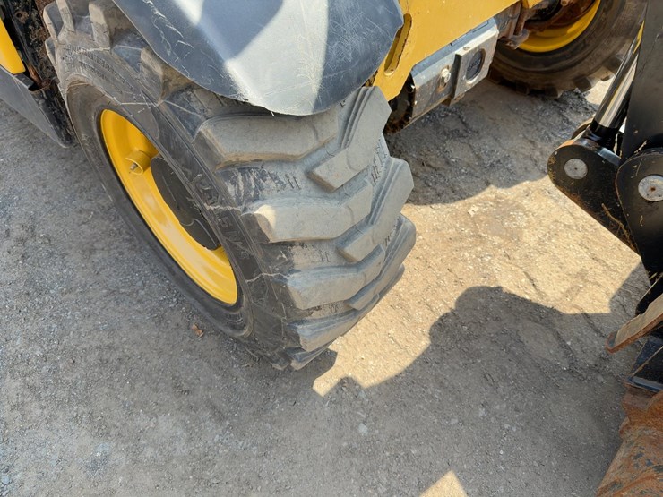 2018-caterpillar-th255c-image-10