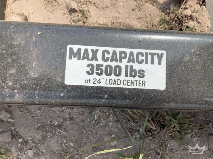 kivel-48in-forks-and-frame-skid-steer-attachment-image-4