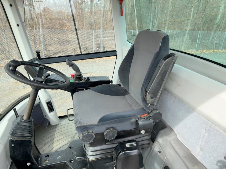 2017-dynapac-ca3500d-image-16