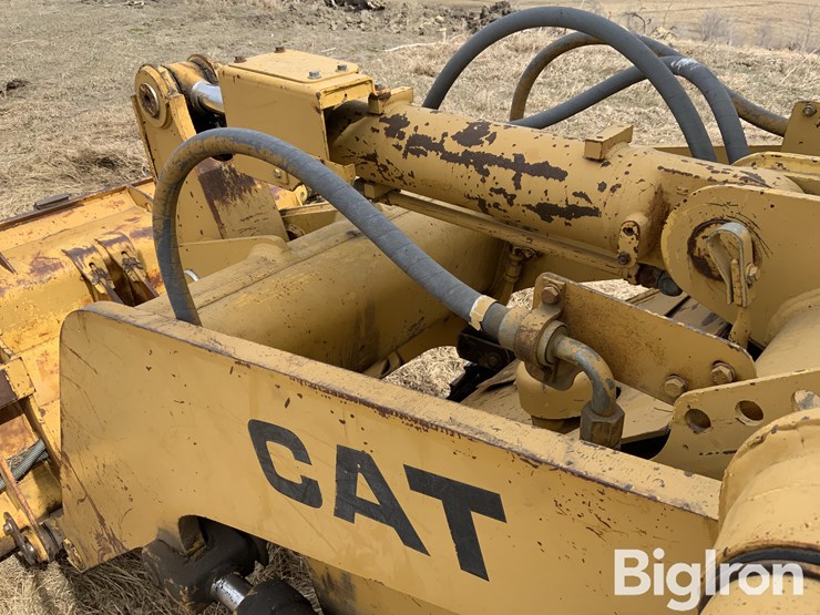 caterpillar-943-track-loader-image-18