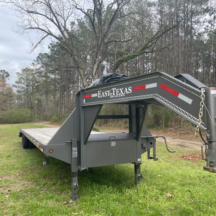 #3 • 2025 EAST TEXAS 40 FT TRAILER