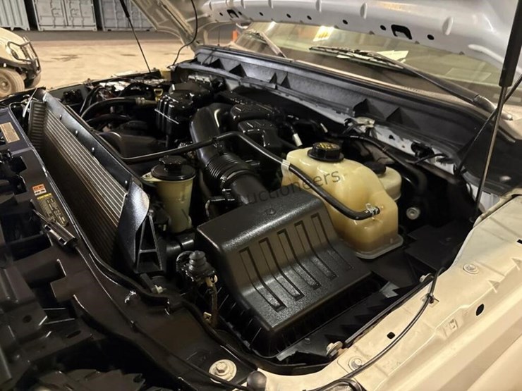 2016-ford-f350-image-14