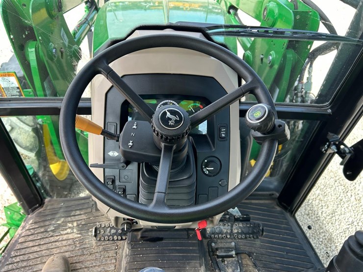 2021-john-deere-5055e-image-21