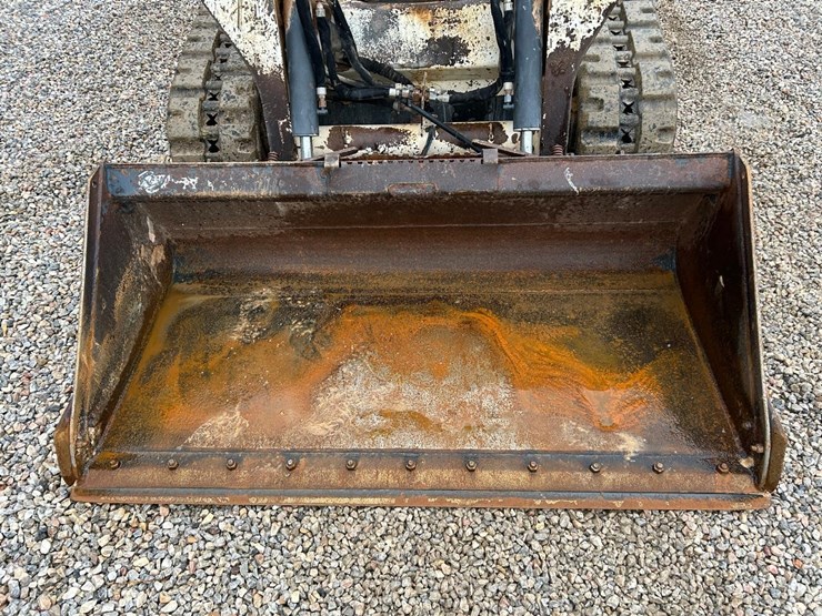 2016-bobcat-t550-image-9