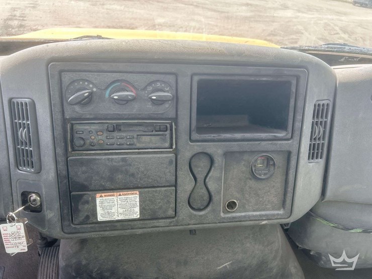 2006-international-durastar-4200-image-30