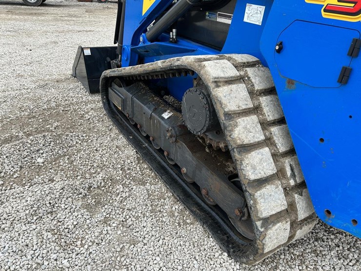 2022-new-holland-c362-image-17