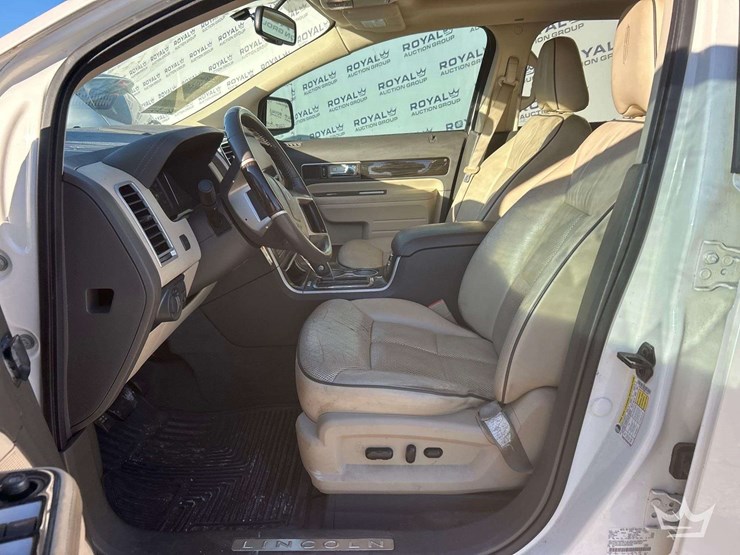 2008-lincoln-mkx-image-12