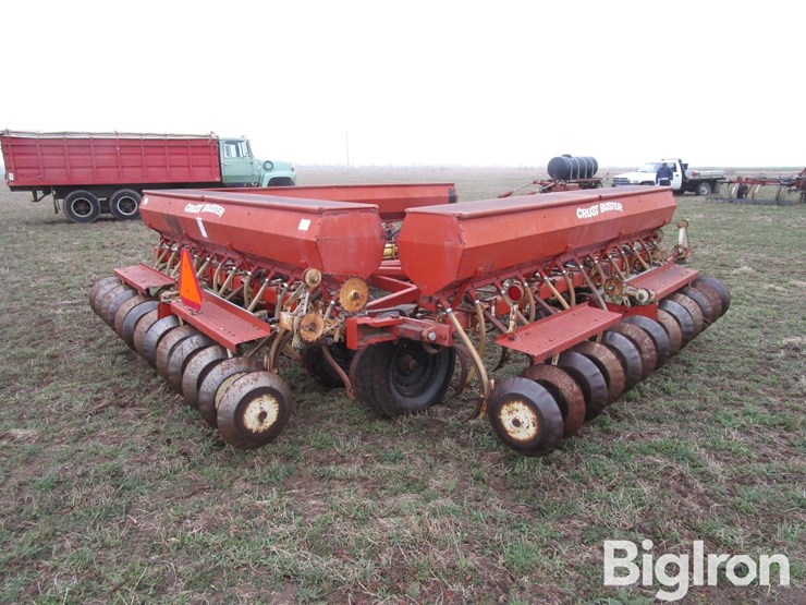 crustbuster-30'-hoe-drill-image-5